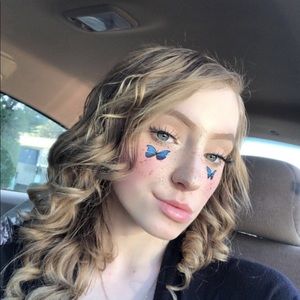 Meet your Posher, Ciera